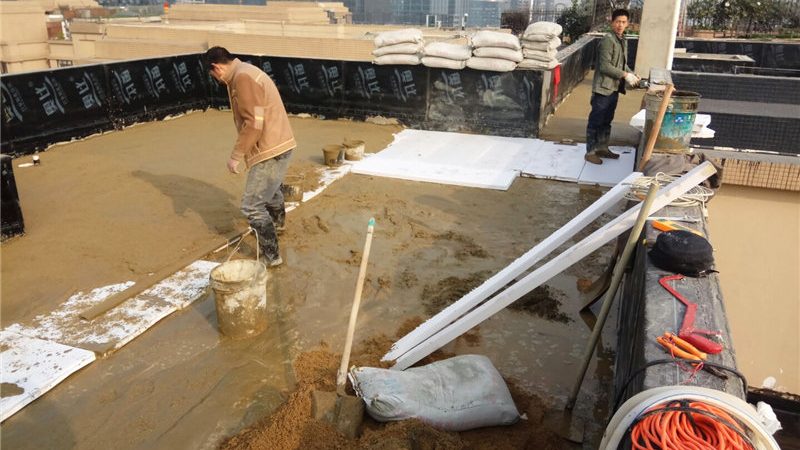 聚氨酯防水材料与丙纶防水：性能差异与适用场景解析
